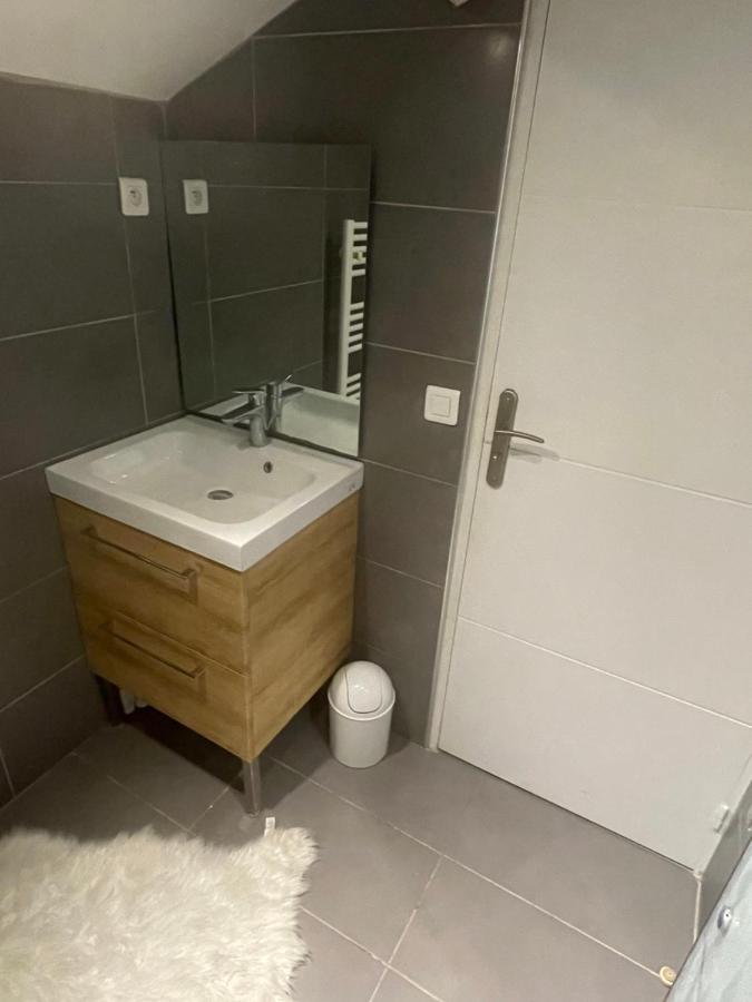 Beau Appartement Calme A Partager Marseille Bagian luar foto