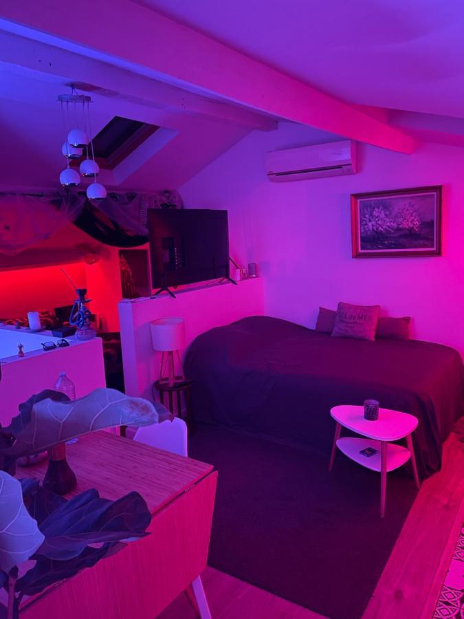 Beau Appartement Calme A Partager Marseille Bagian luar foto